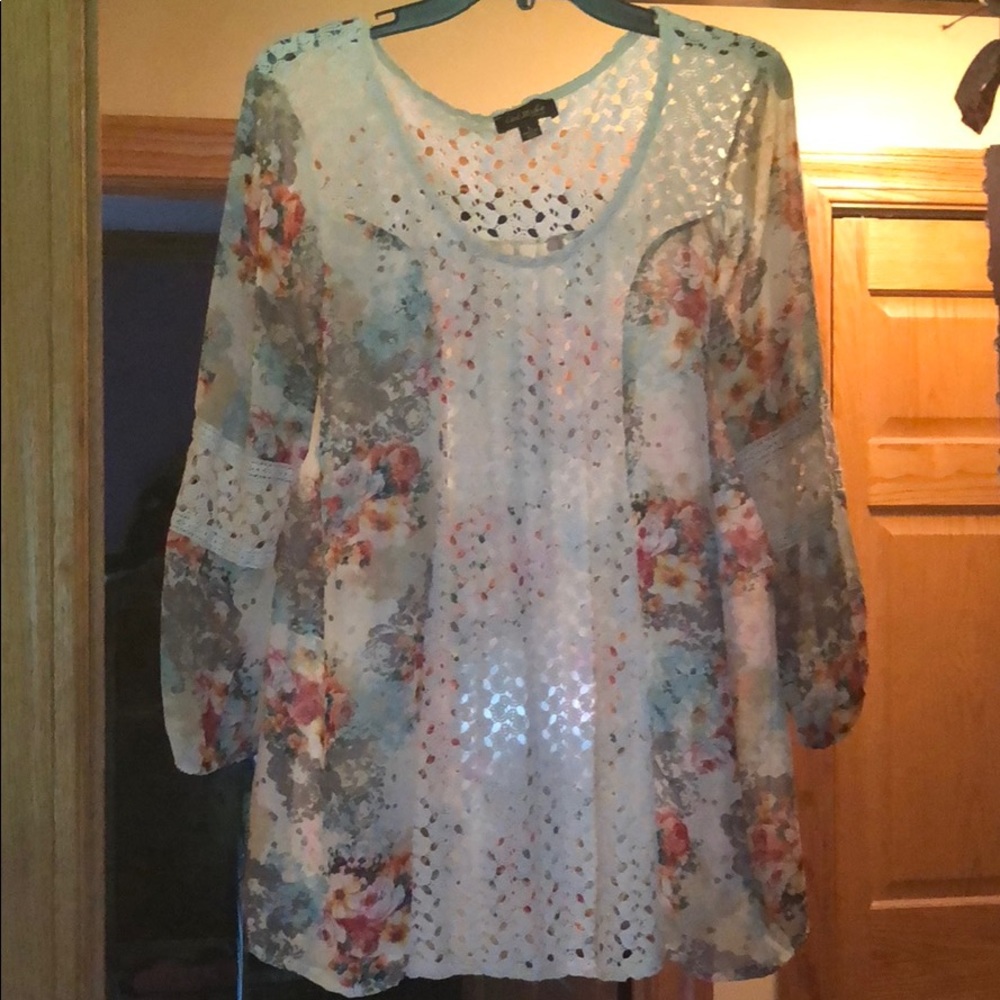 Pretty floral blouse